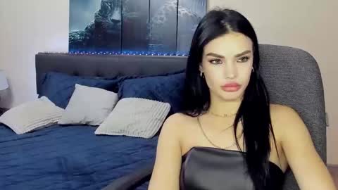 Snapshot of chaneljem chatting on 11/13/25, 03:00 chaneljem online show from 11/13/25, 03:00