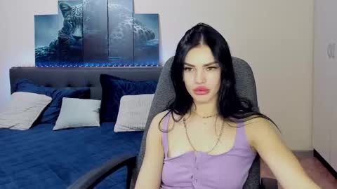 Snapshot of chaneljem chatting on 11/14/25, 10:58 chaneljem online show from 11/14/25, 10:58