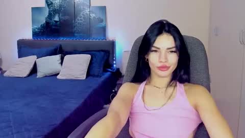 Snapshot of chaneljem chatting on 11/19/25, 10:59 chaneljem online show from 11/19/25, 10:59