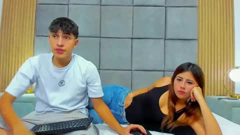 Snapshot of chanellandmax chatting on 11/12/25, 02:39 Chanellandmax online show from 11/12/25, 02:39