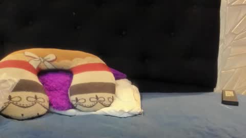 chanellejohnson_ online show from 11/13/25, 06:18