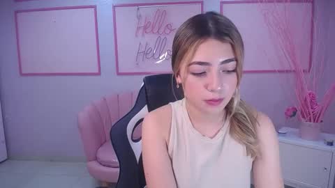 Snapshot of channel_blonde_a chatting on 12/02/24, 10:12 channel_blonde_a online show from 12/02/24, 10:12