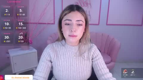 Snapshot of channel_blonde_a chatting on 12/27/24, 04:54 channel_blonde_a online show from 12/27/24, 04:54