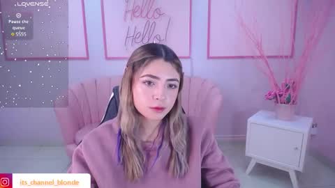 Snapshot of channel_blonde_a chatting on 12/30/24, 04:51 channel_blonde_a online show from 12/30/24, 04:51