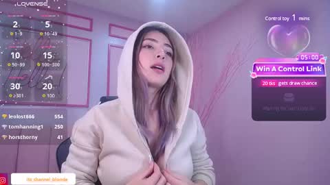 Snapshot of channel_blonde_a chatting on 01/02/25, 07:51 channel_blonde_a online show from 01/02/25, 07:51