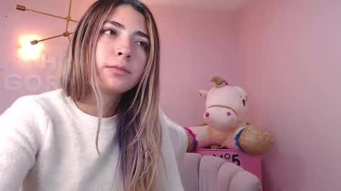 Snapshot of channel_blonde_a chatting on 01/30/25, 01:55 channel_blonde_a online show from 01/30/25, 01:55