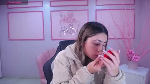 Snapshot of channel_blonde_a chatting on 01/30/25, 04:24 channel_blonde_a online show from 01/30/25, 04:24