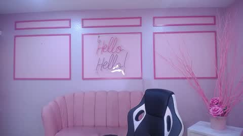 Snapshot of channel_blonde_a chatting on 02/01/25, 09:08 channel_blonde_a online show from 02/01/25, 09:08