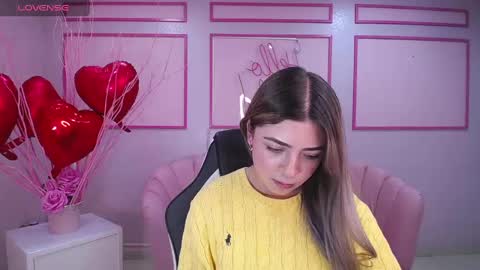 Snapshot of channel_blonde_a chatting on 02/18/25, 04:37 channel_blonde_a online show from 02/18/25, 04:37