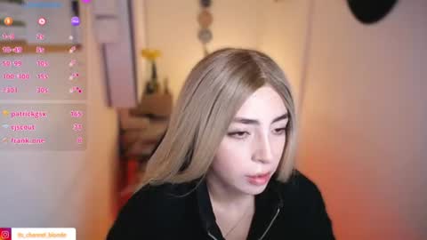 Snapshot of channel_blonde_a chatting on 06/11/26, 12:32 channel_blonde_a online show from 06/11/26, 12:32