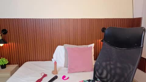 Chanel online show from 02/19/26, 12:12