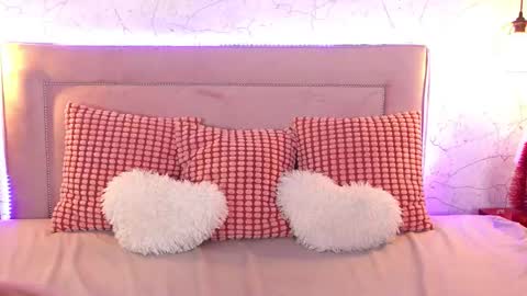 Channelangeless online show from 12/22/25, 01:30