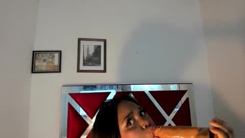 Chanell online show from 03/06/25, 02:09