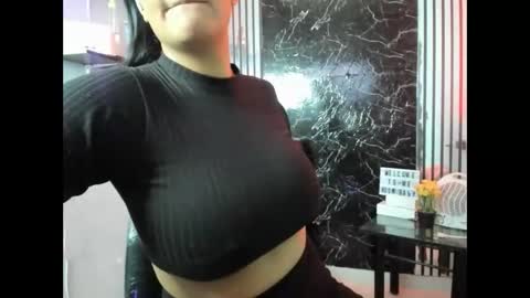 Chantal baby online show from 11/30/25, 02:48