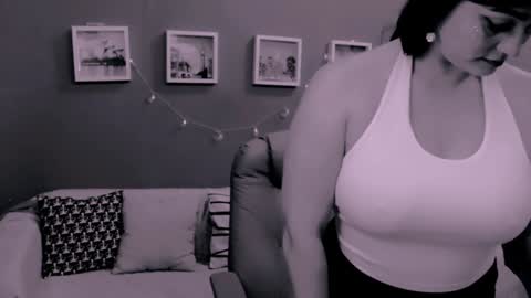 The Queen online show from 12/07/24, 01:47