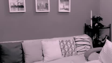 The Queen online show from 10/12/25, 04:17