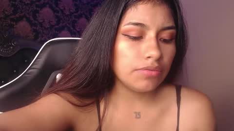 Snapshot of chantalpetit chatting on 10/27/25, 07:07 chantalpetit online show from 10/27/25, 07:07