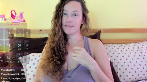 Snapshot of chantarra chatting on 11/04/25, 06:07 Chantarra Chant Chanty C Lady C please not baby babe BB or other pet names online show from 11/04/25, 06:07