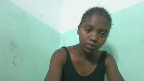Snapshot of chanteuse655720 chatting on 05/01/26, 03:33 chanteuse655720 online show from 05/01/26, 03:33