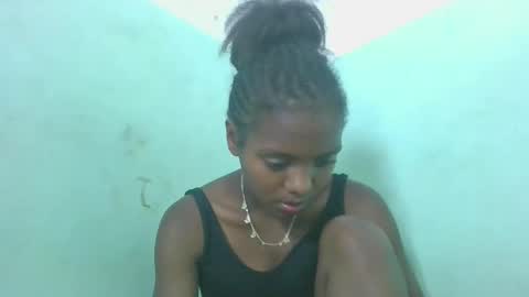 Snapshot of chanteuse655720 chatting on 05/02/26, 04:45 chanteuse655720 online show from 05/02/26, 04:45