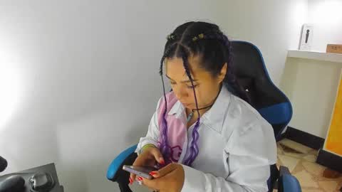 charis 2 online show from 09/28/25, 07:08