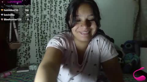 charis_bellota online show from 12/23/24, 03:50