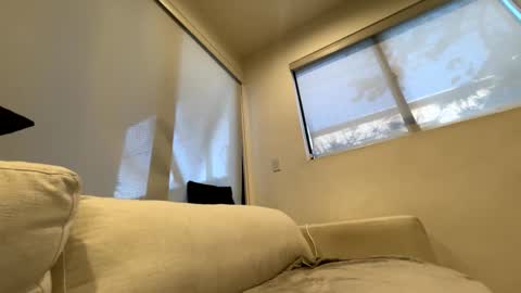 Snapshot of charismasweets chatting on 10/05/25, 10:07 charismasweets online show from 10/05/25, 10:07