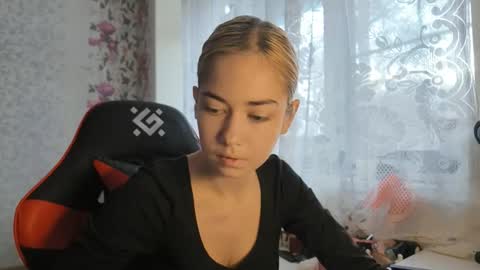 Nancy online show from 11/06/25, 07:20