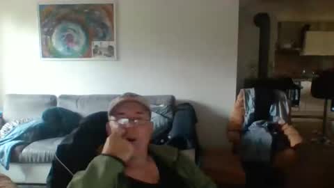 charles6064 online show from 09/12/25, 07:30