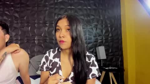 Snapshot of charles_roxy chatting on 01/17/25, 12:42 CHARLES Y ROXY. online show from 01/17/25, 12:42