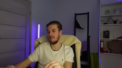 Snapshot of charles_sins chatting on 02/12/25, 02:43 CHARLES SINS online show from 02/12/25, 02:43