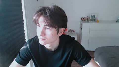 charleshanson69 online show from 10/10/25, 11:42