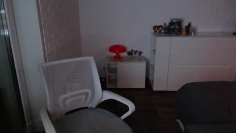 charleshanson69 online show from 11/28/25, 10:01