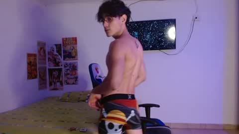 Snapshot of charley_morgan chatting on 07/05/26, 01:45 charley_morgan online show from 07/05/26, 01:45