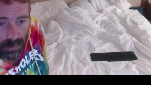 Snapshot of charleyandsmokie chatting on 11/02/25, 12:40 charleyandsmokie online show from 11/02/25, 12:40