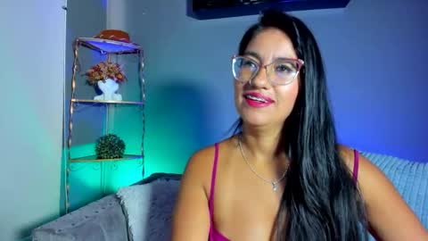 Snapshot of charlhot_ chatting on 10/30/25, 12:39 charlhot_ online show from 10/30/25, 12:39