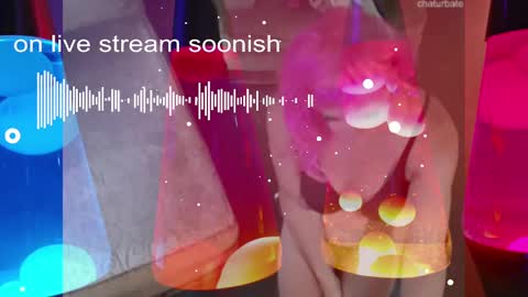 Snapshot of charli_girl chatting on 01/01/25, 02:41 Charli online show from 01/01/25, 02:41
