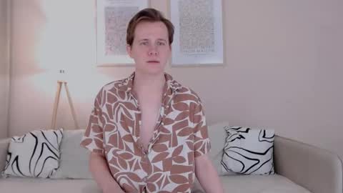 Snapshot of charlie_madison1 chatting on 10/19/25, 06:19 Charley online show from 10/19/25, 06:19