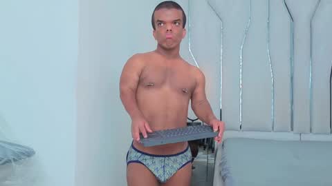 charlie_walkerr online show from 05/09/26, 07:30