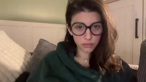 Snapshot of charlieangella chatting on 02/11/25, 08:20 Charlie online show from 02/11/25, 08:20