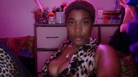 charliecakesssss online show from 01/06/25, 04:13