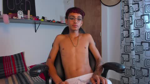 Snapshot of charlieerusso chatting on 12/05/24, 08:00 Charles Russo online show from 12/05/24, 08:00