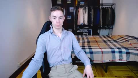 carlos reyes online show from 03/10/25, 09:21