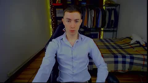 carlos reyes online show from 02/11/26, 08:52