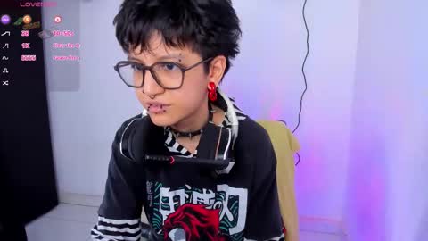 Snapshot of charlietaylorr__ chatting on 03/04/26, 04:35 Charlie online show from 03/04/26, 04:35