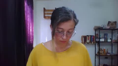 Snapshot of charlot_ponze chatting on 12/03/25, 07:01 charlott online show from 12/03/25, 07:01