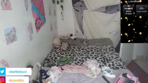 Snapshot of charlotbelucci_ chatting on 06/25/26, 06:34 Ale punky online show from 06/25/26, 06:34