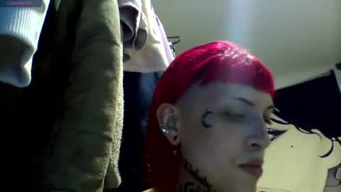 Snapshot of charlotbelucci_ chatting on 07/19/26, 11:41 Ale punky online show from 07/19/26, 11:41