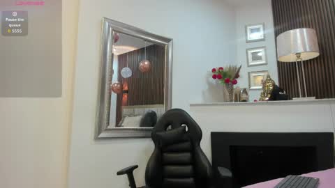 charlotblake online show from 05/08/26, 04:51