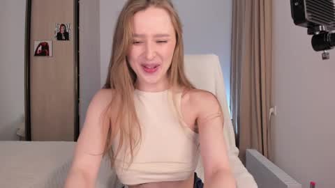 CharlottaWells online show from 01/17/26, 02:11